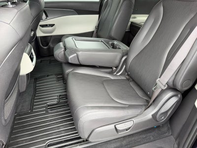 2023 Kia Carnival LX