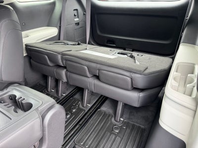 2023 Kia Carnival LX