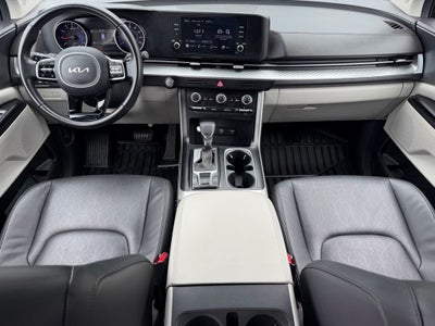 2023 Kia Carnival LX