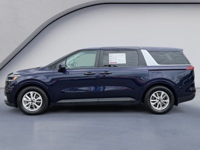 2023 Kia Carnival LX