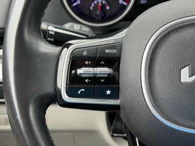 2023 Kia Carnival LX