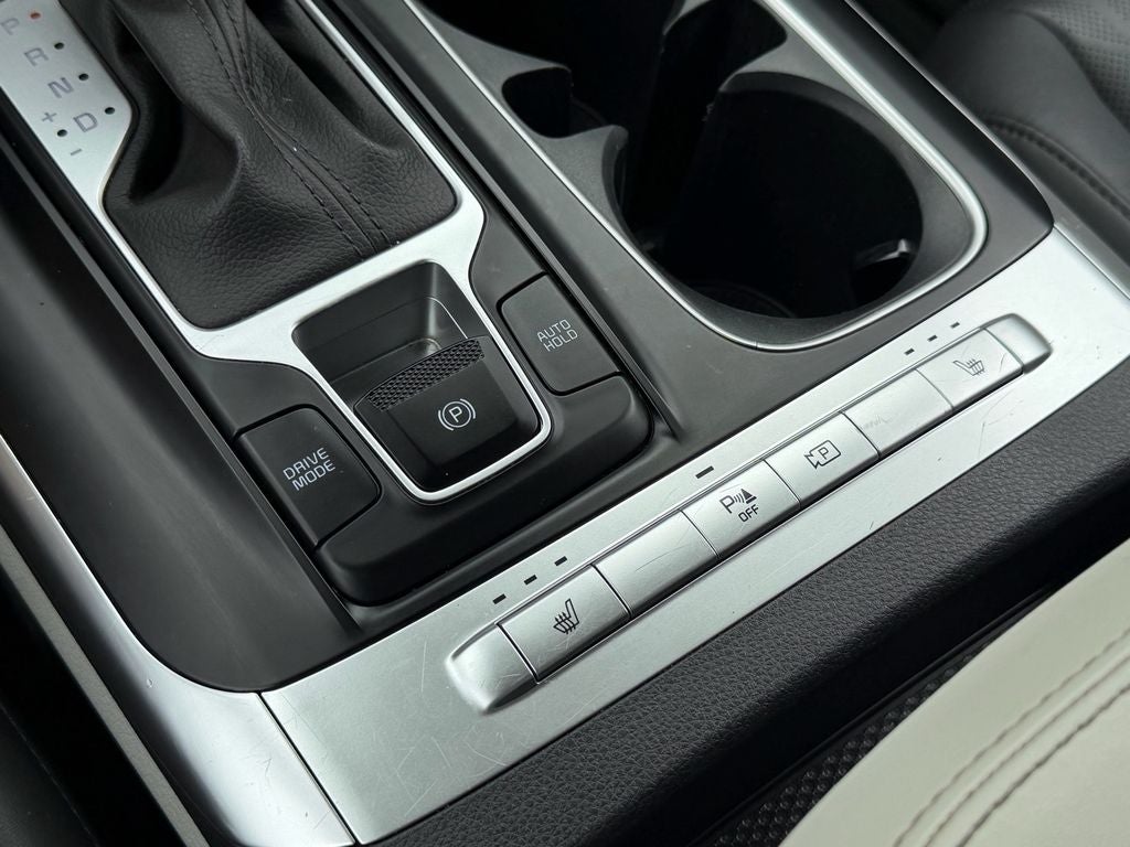 2023 Kia Carnival LX