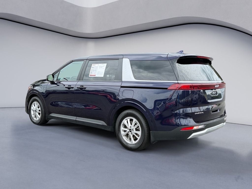 2023 Kia Carnival LX