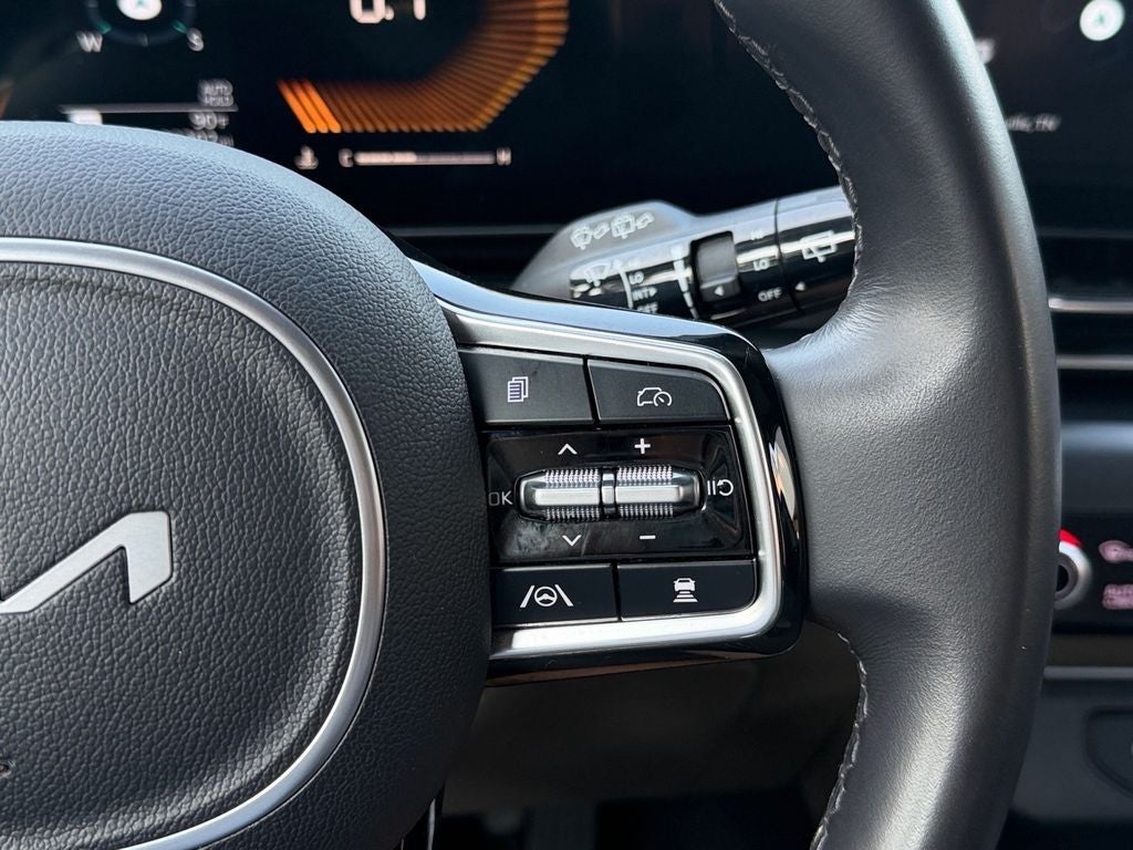 2025 Kia Carnival LXS