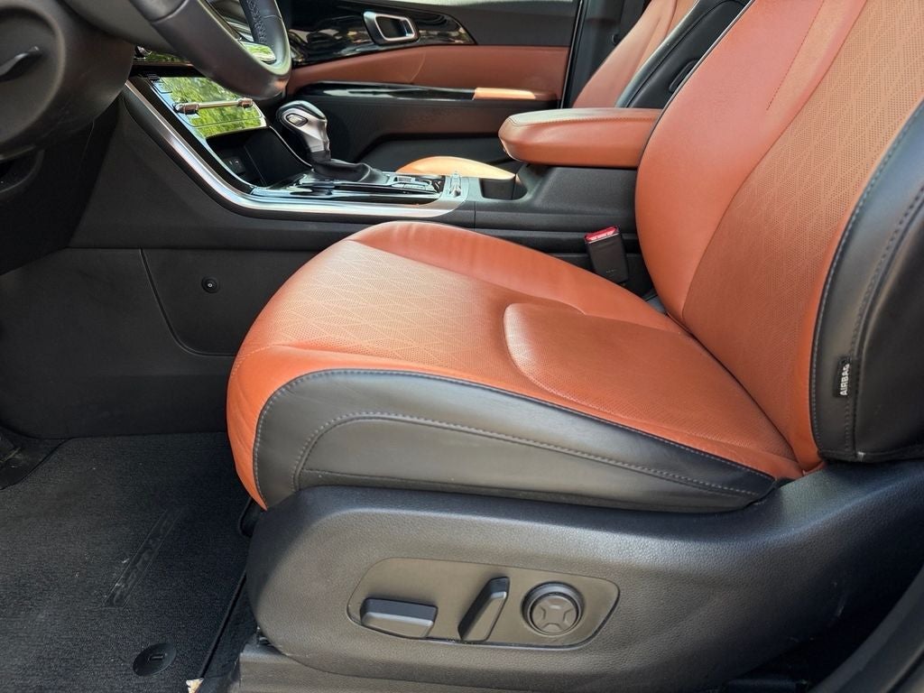 2024 Kia Carnival SX