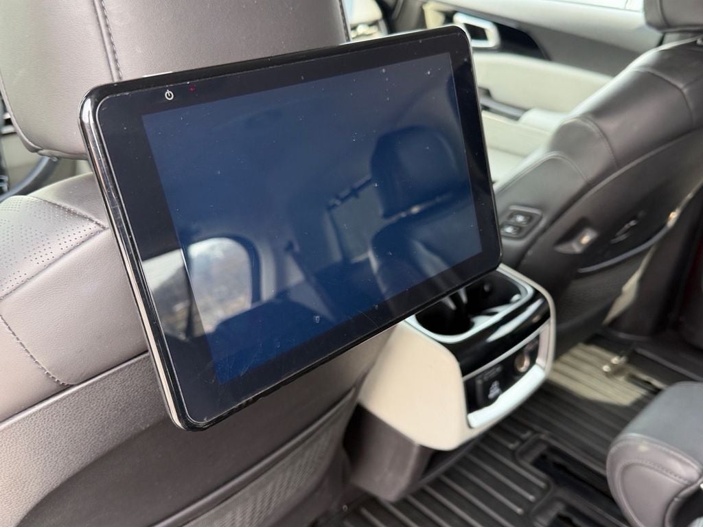 2022 Kia Carnival SX