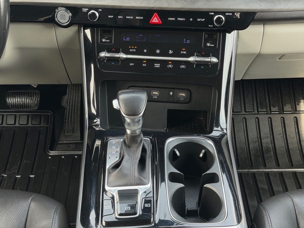 2022 Kia Carnival SX