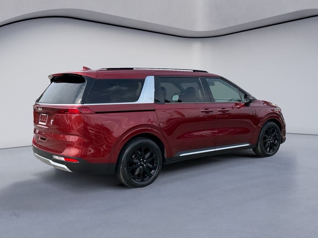 2022 Kia Carnival SX
