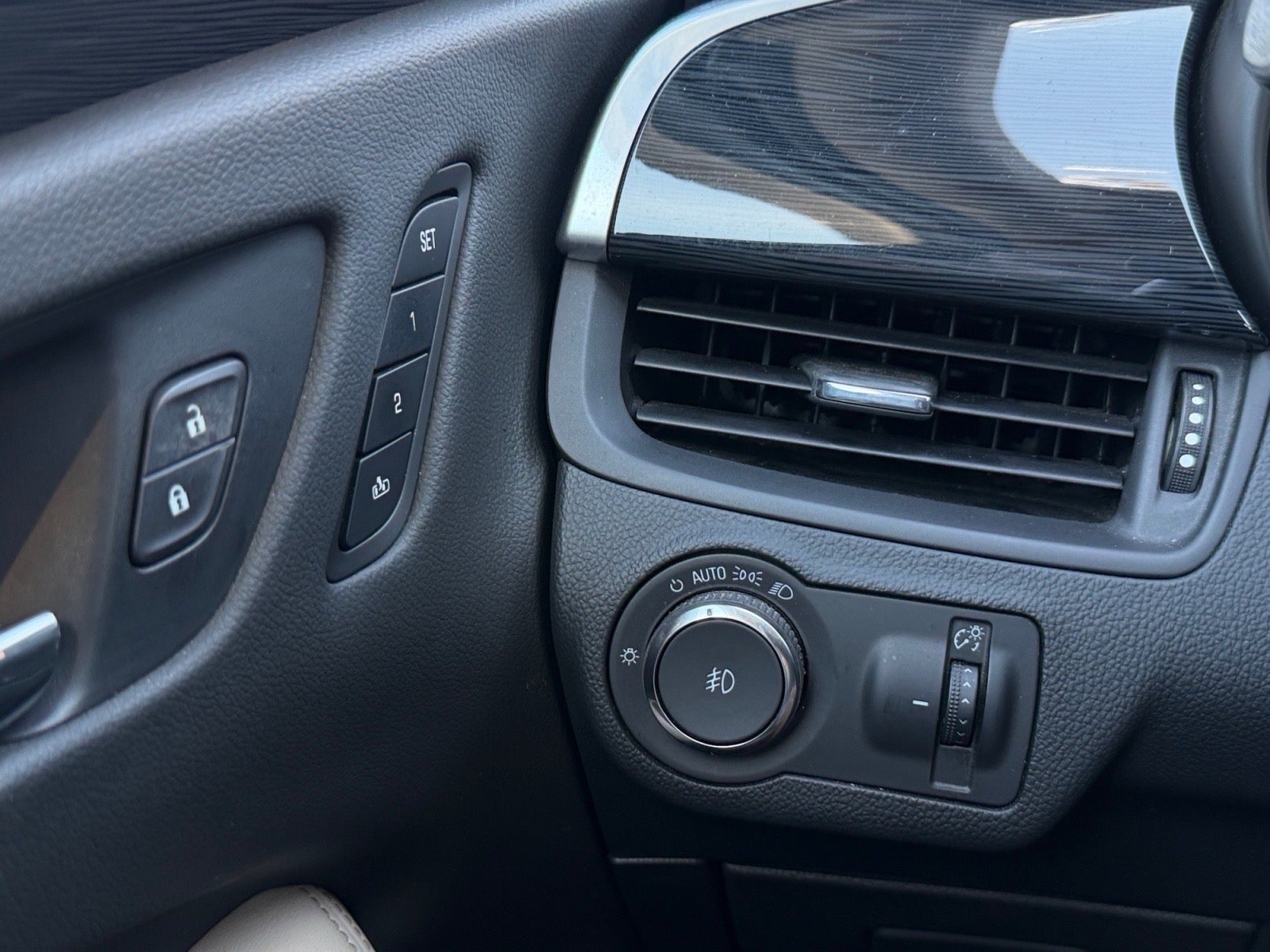 2018 Buick Envision Essence