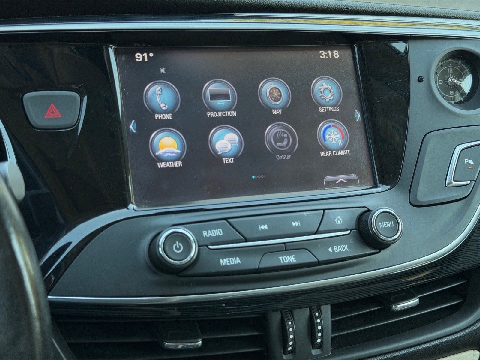 2018 Buick Envision Essence
