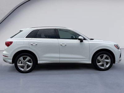 2019 Audi Q3 Premium