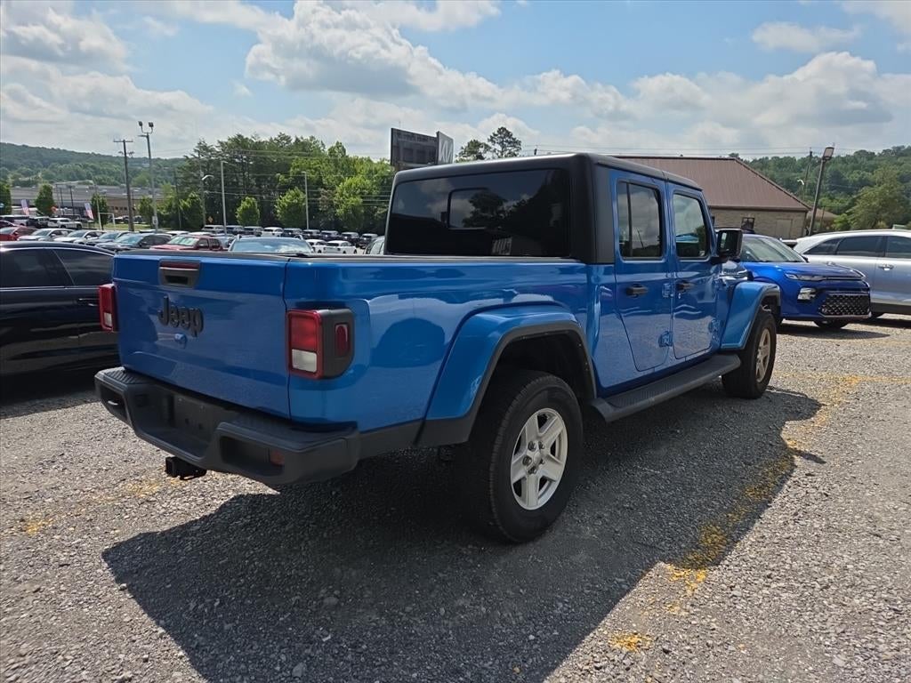 2022 Jeep Gladiator Sport S