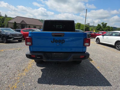 2022 Jeep Gladiator Sport S