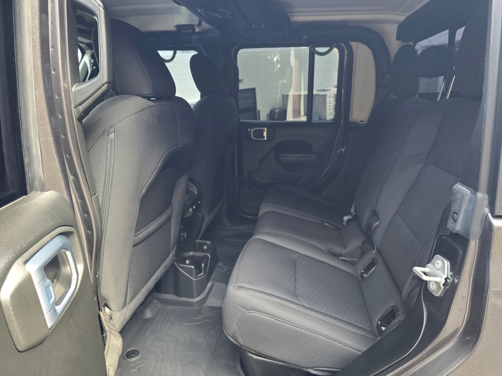 2022 Jeep Gladiator Sport S