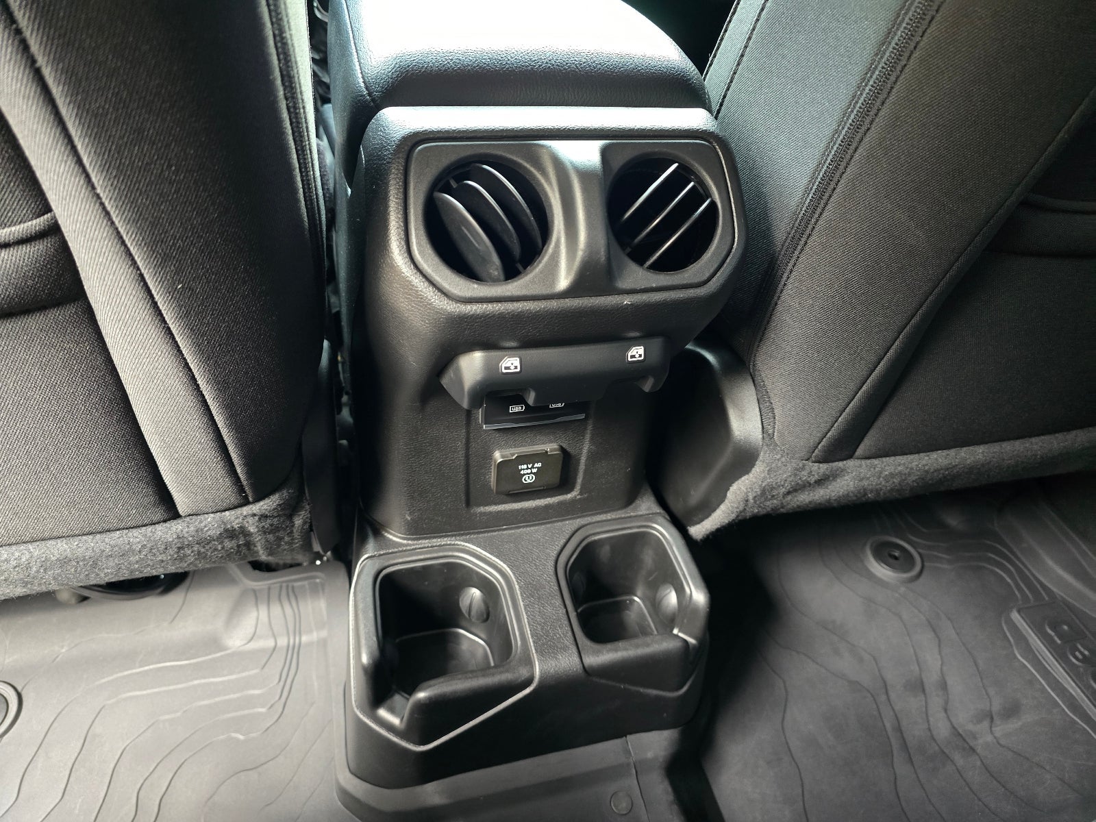 2022 Jeep Gladiator Sport S