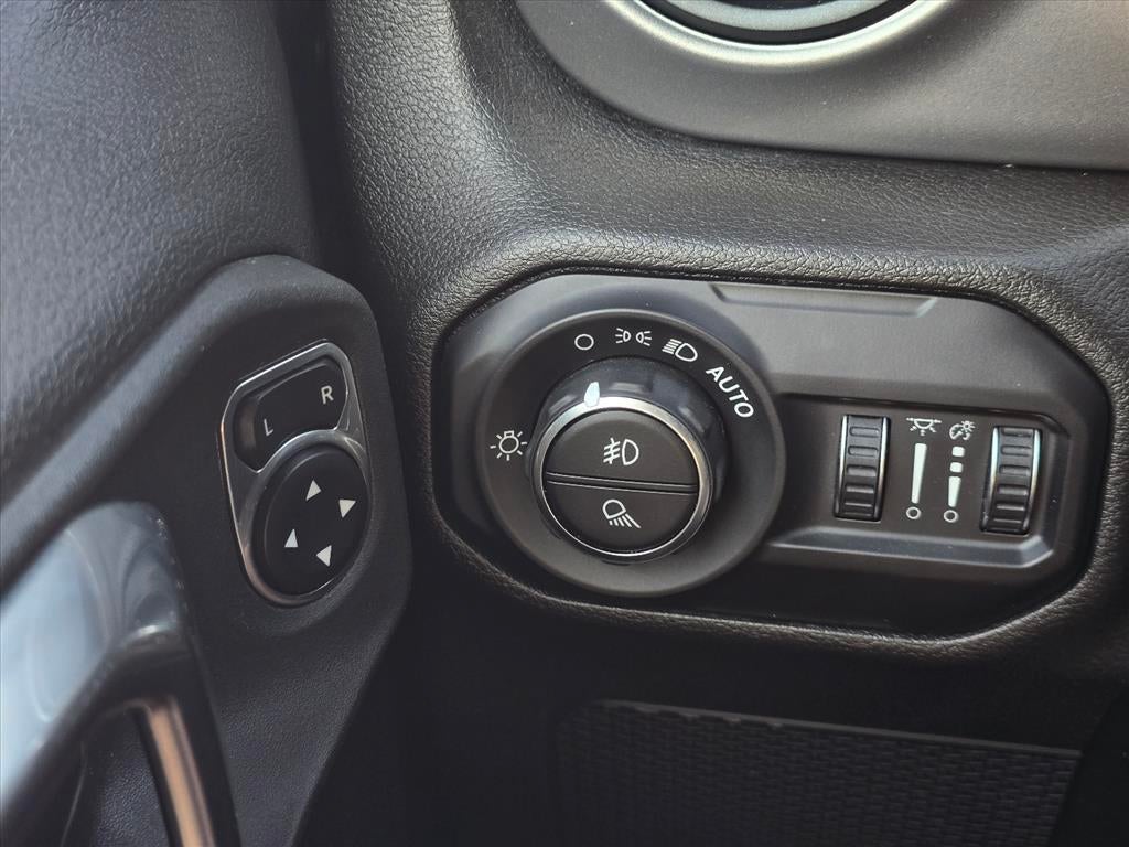 2021 Jeep Gladiator Freedom