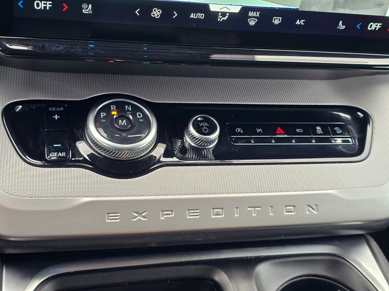 2025 Ford Expedition Max Active