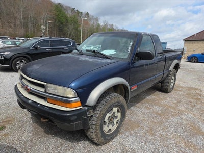 2000 Chevrolet S-10 LS w/ZR2