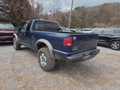 2000 Chevrolet S-10 LS w/ZR2