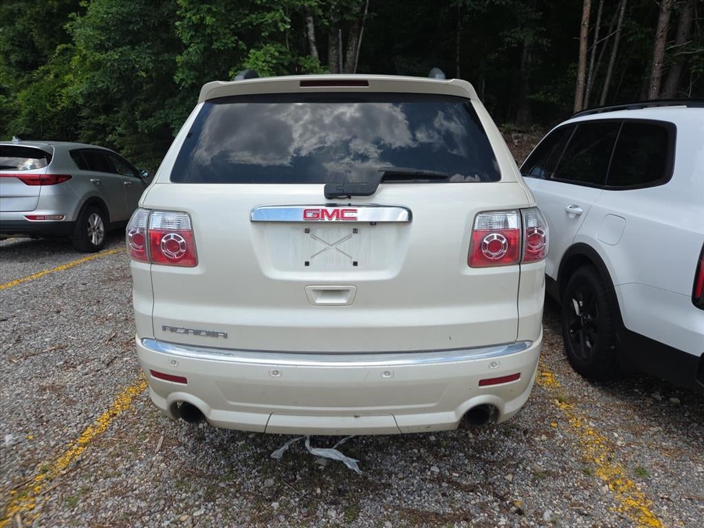 2011 GMC Acadia Denali