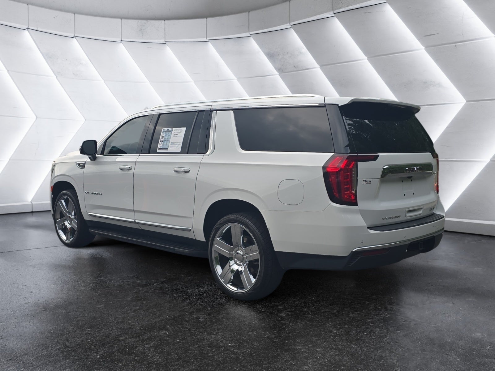 2023 GMC Yukon XL SLT