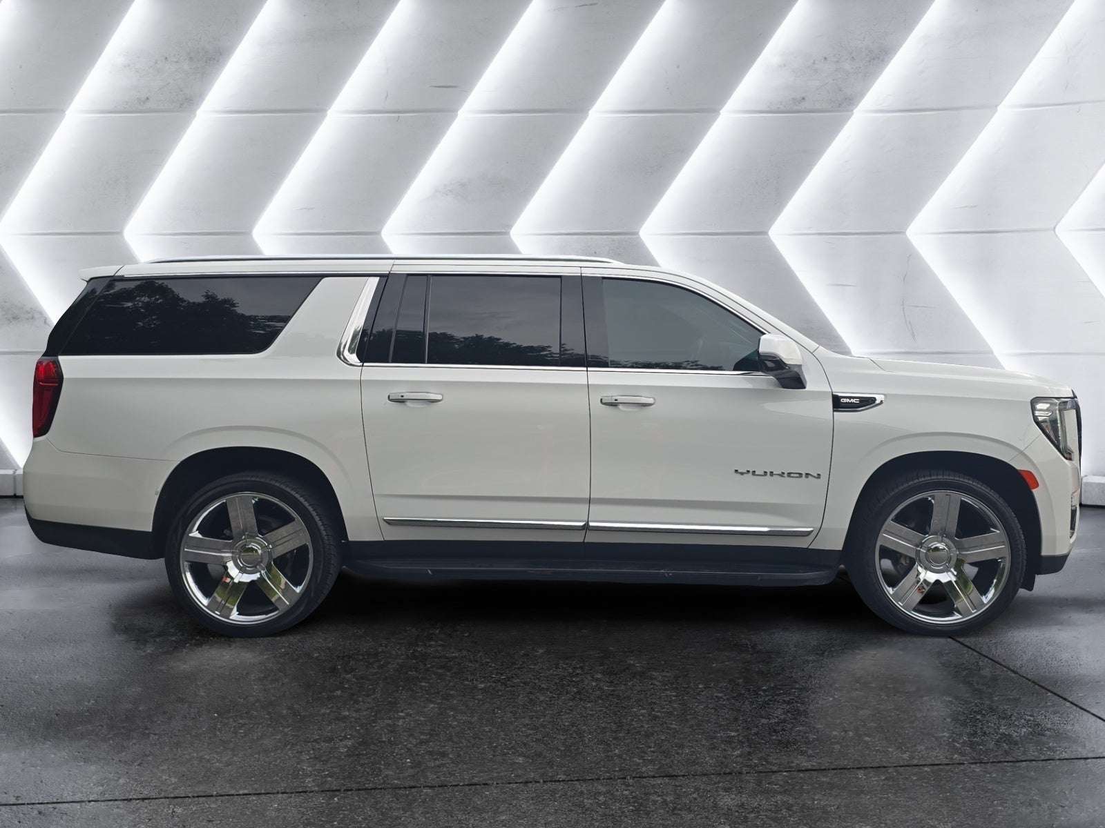 2023 GMC Yukon XL SLT