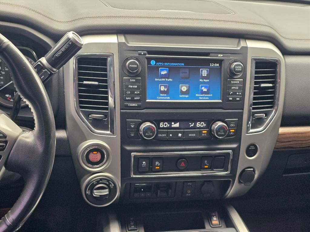 2017 Nissan Titan SL