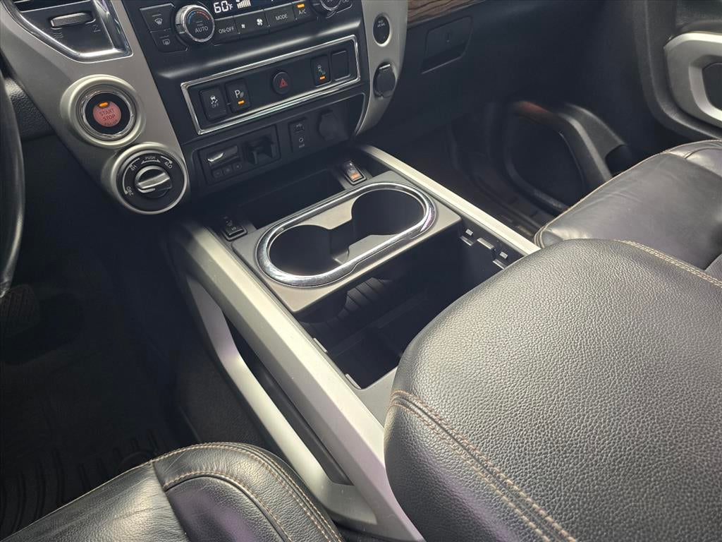 2017 Nissan Titan SL