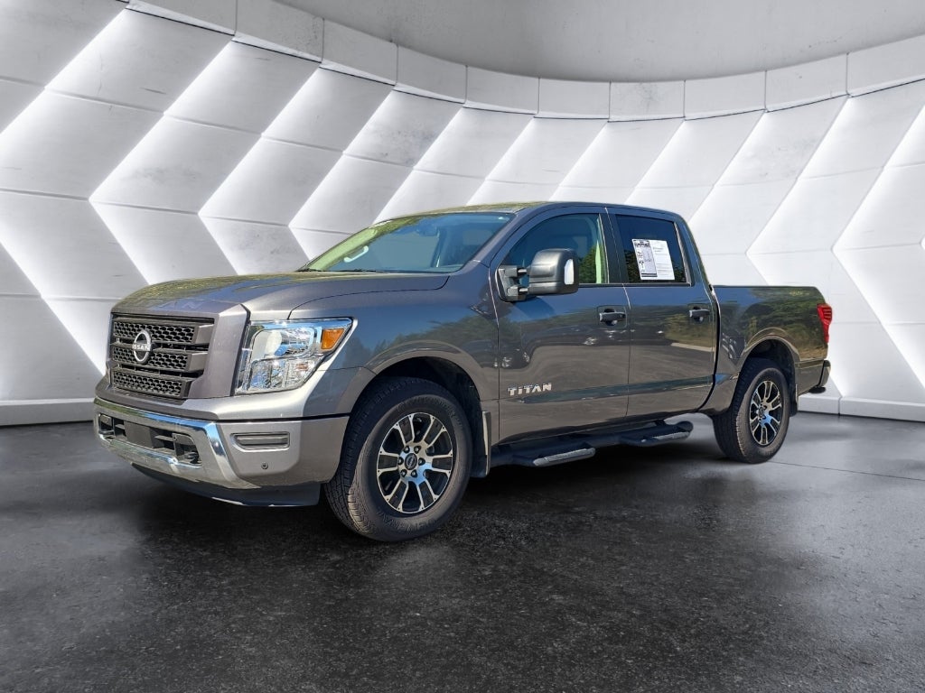 2024 Nissan Titan SV