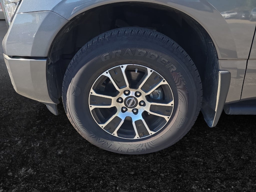 2024 Nissan Titan SV