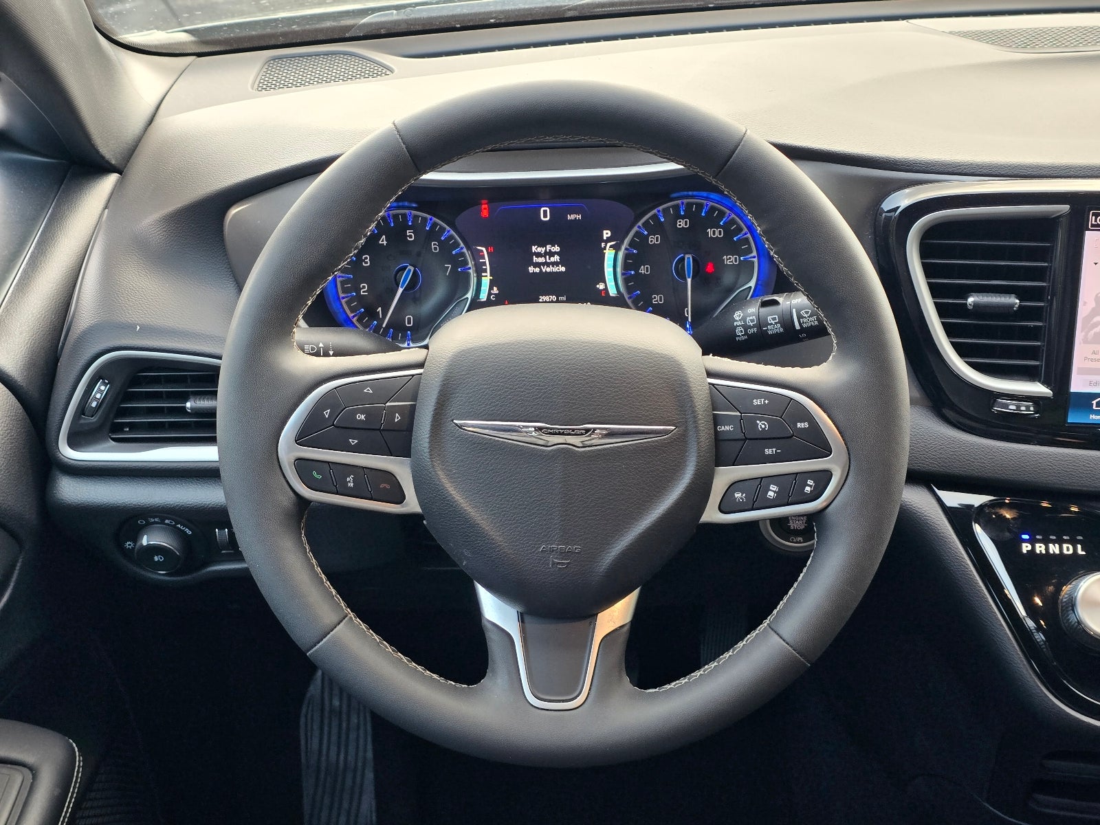 2025 Chrysler Pacifica Select