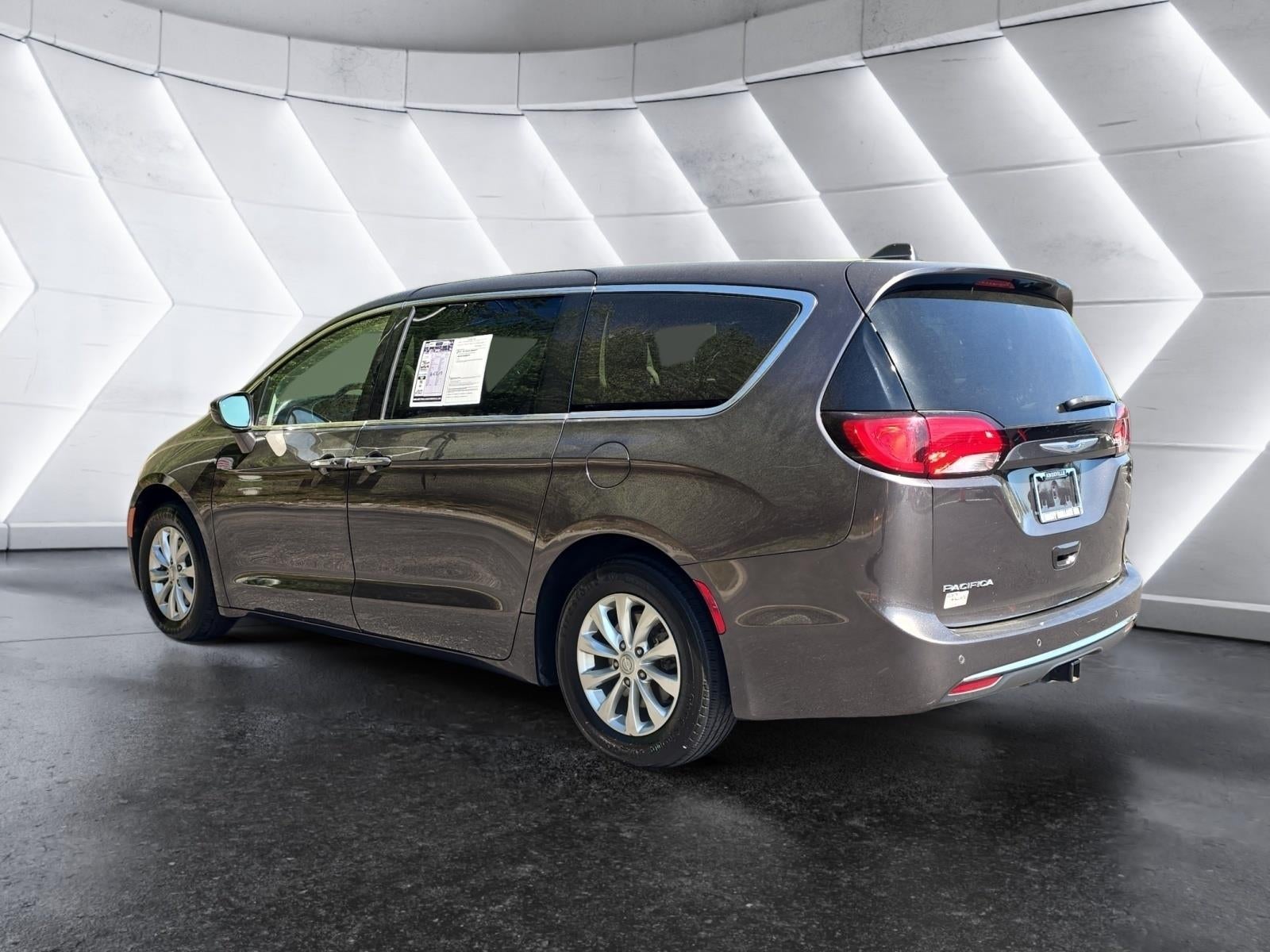 2018 Chrysler Pacifica Touring Plus