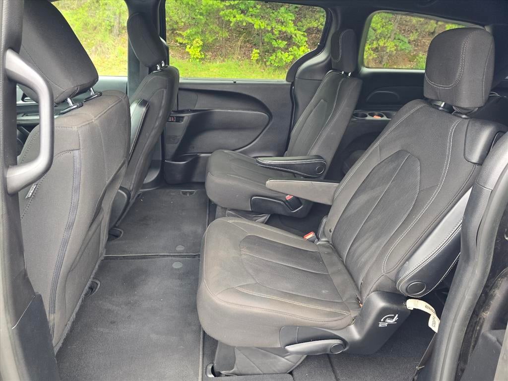 2021 Chrysler Pacifica Touring