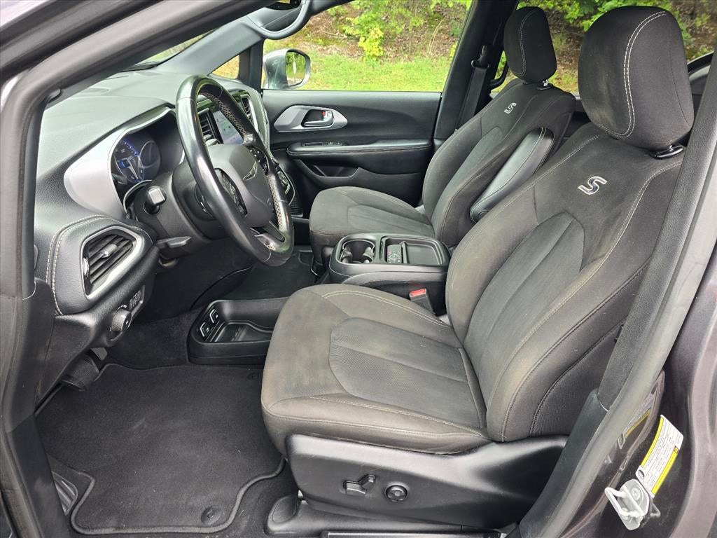 2021 Chrysler Pacifica Touring