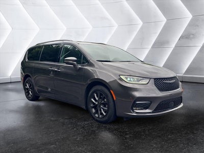 2021 Chrysler Pacifica Touring