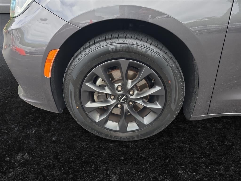 2021 Chrysler Pacifica Touring