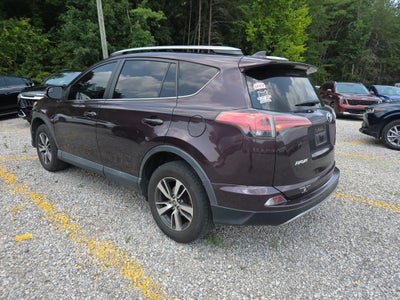 2017 Toyota RAV4 XLE