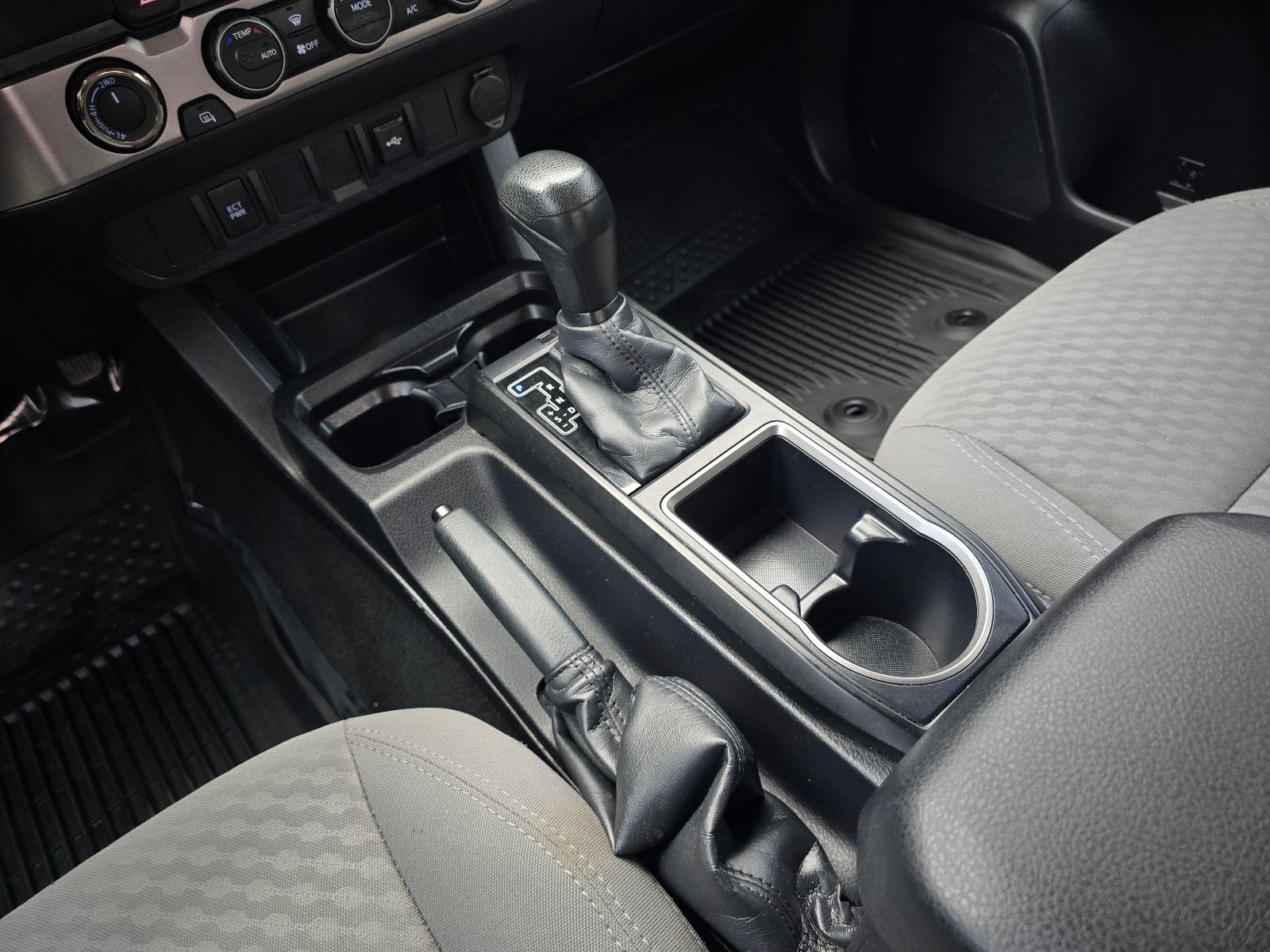 2021 Toyota Tacoma 4WD SR5 V6