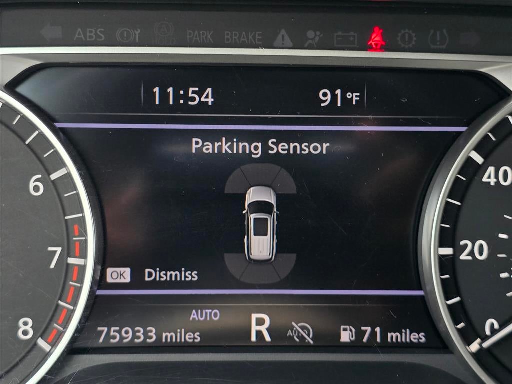 2022 Nissan Pathfinder SL