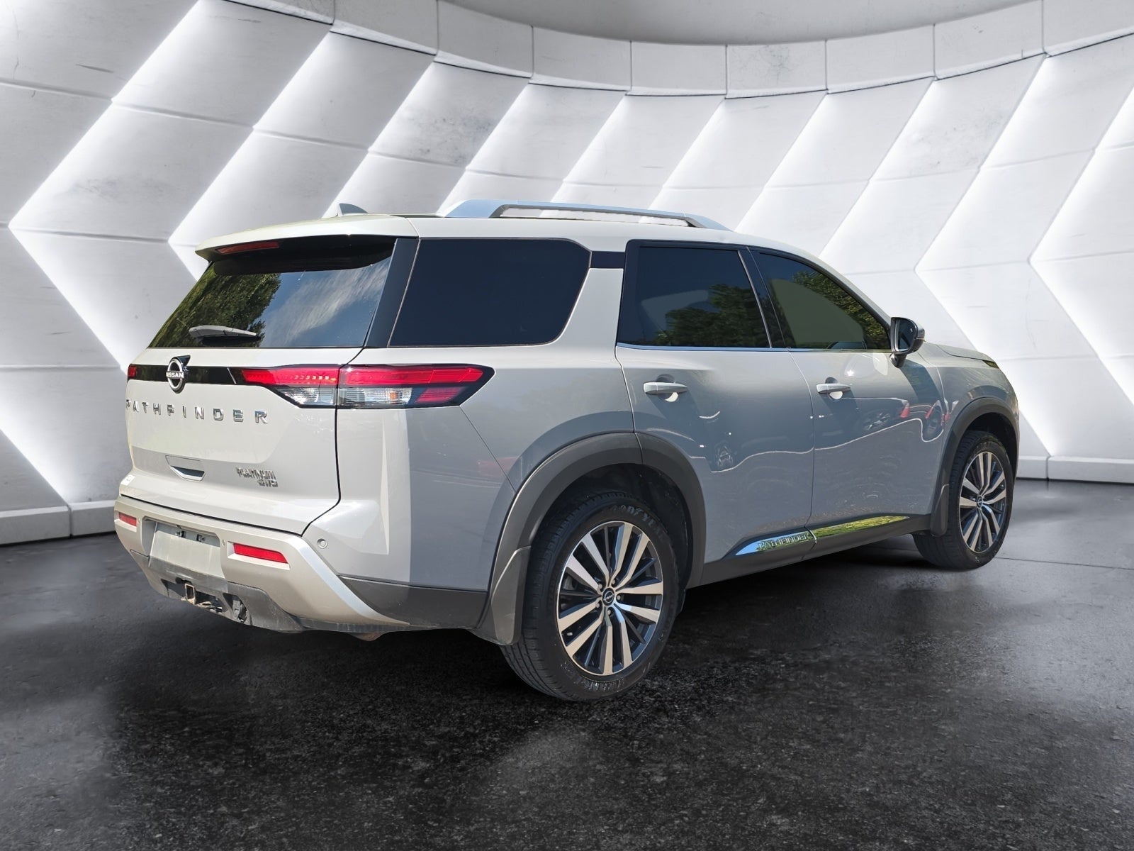 2022 Nissan Pathfinder Platinum
