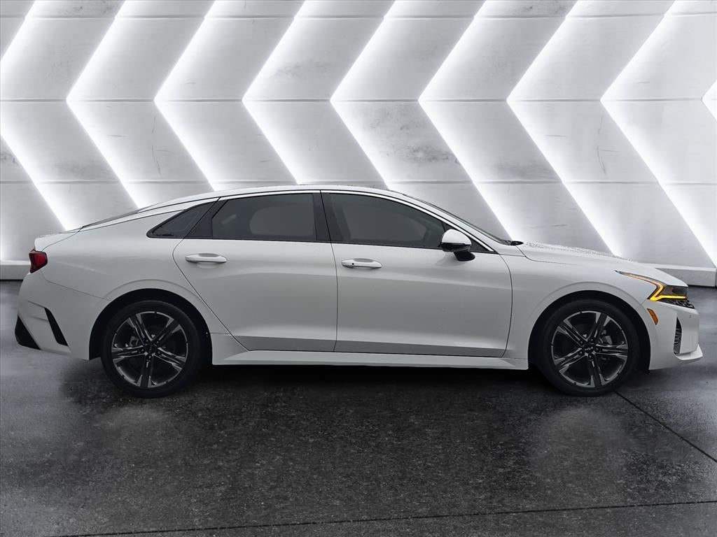 2022 Kia K5 EX