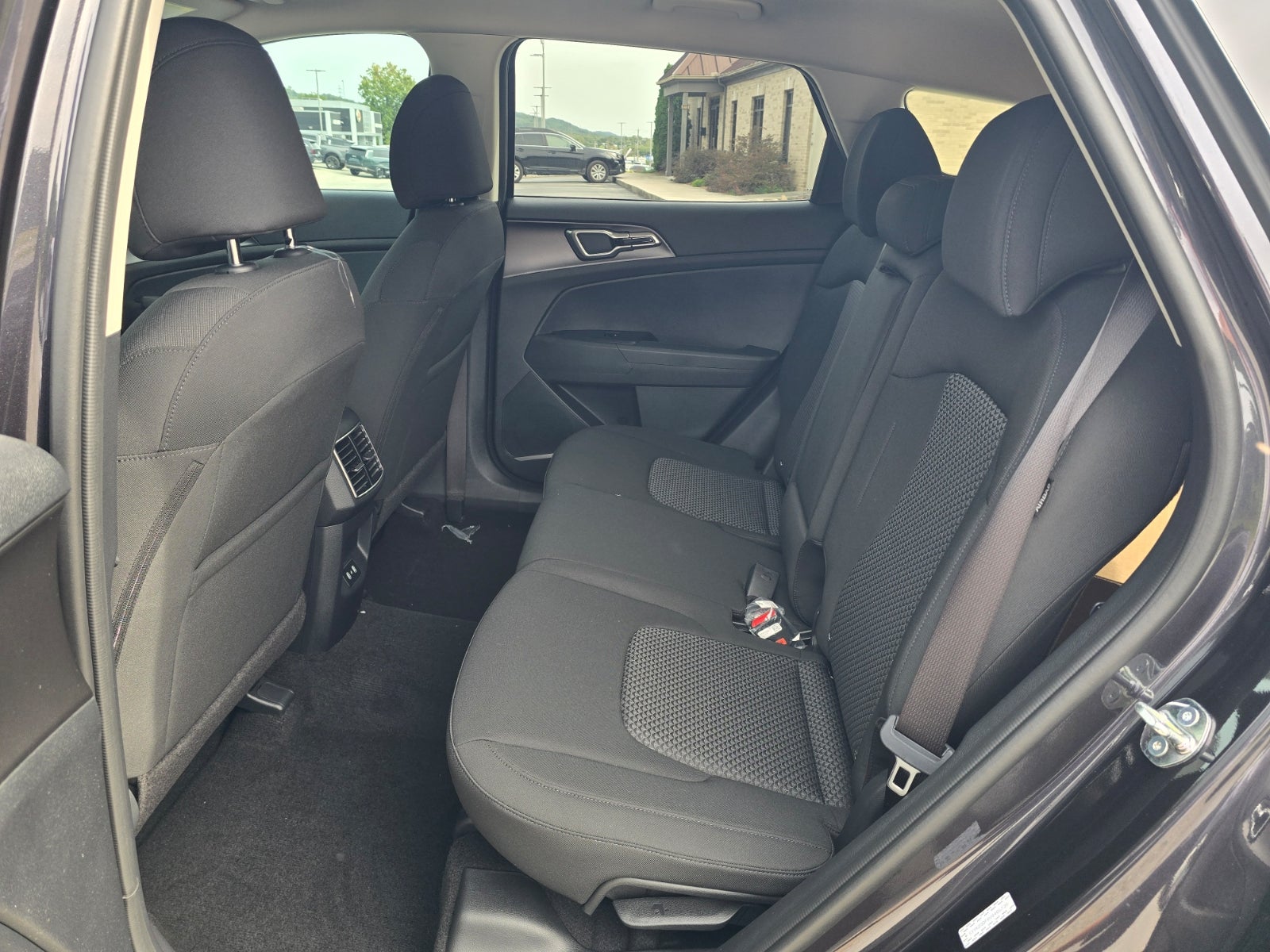 2027 Kia Sportage LX