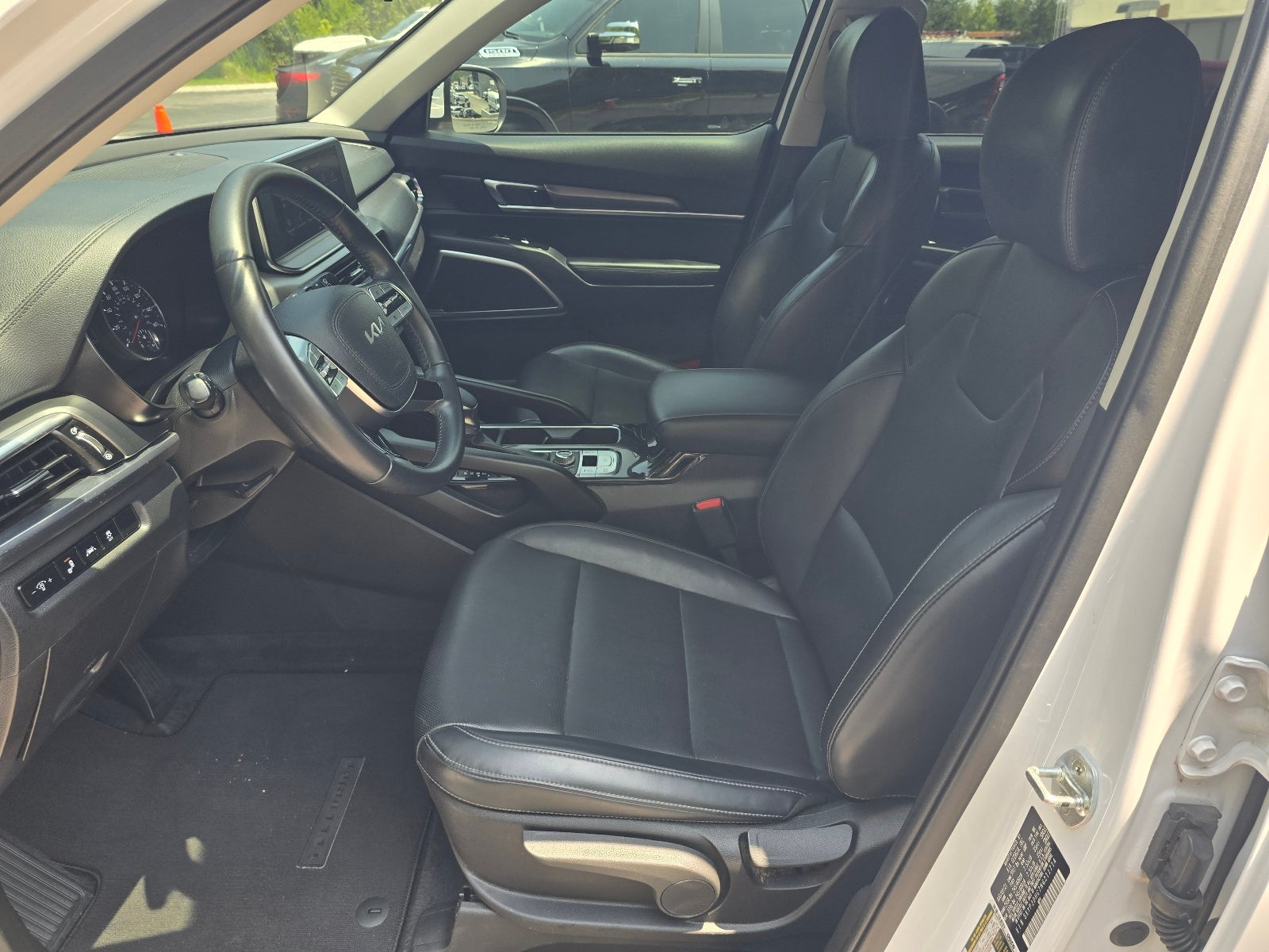2022 Kia Telluride LX