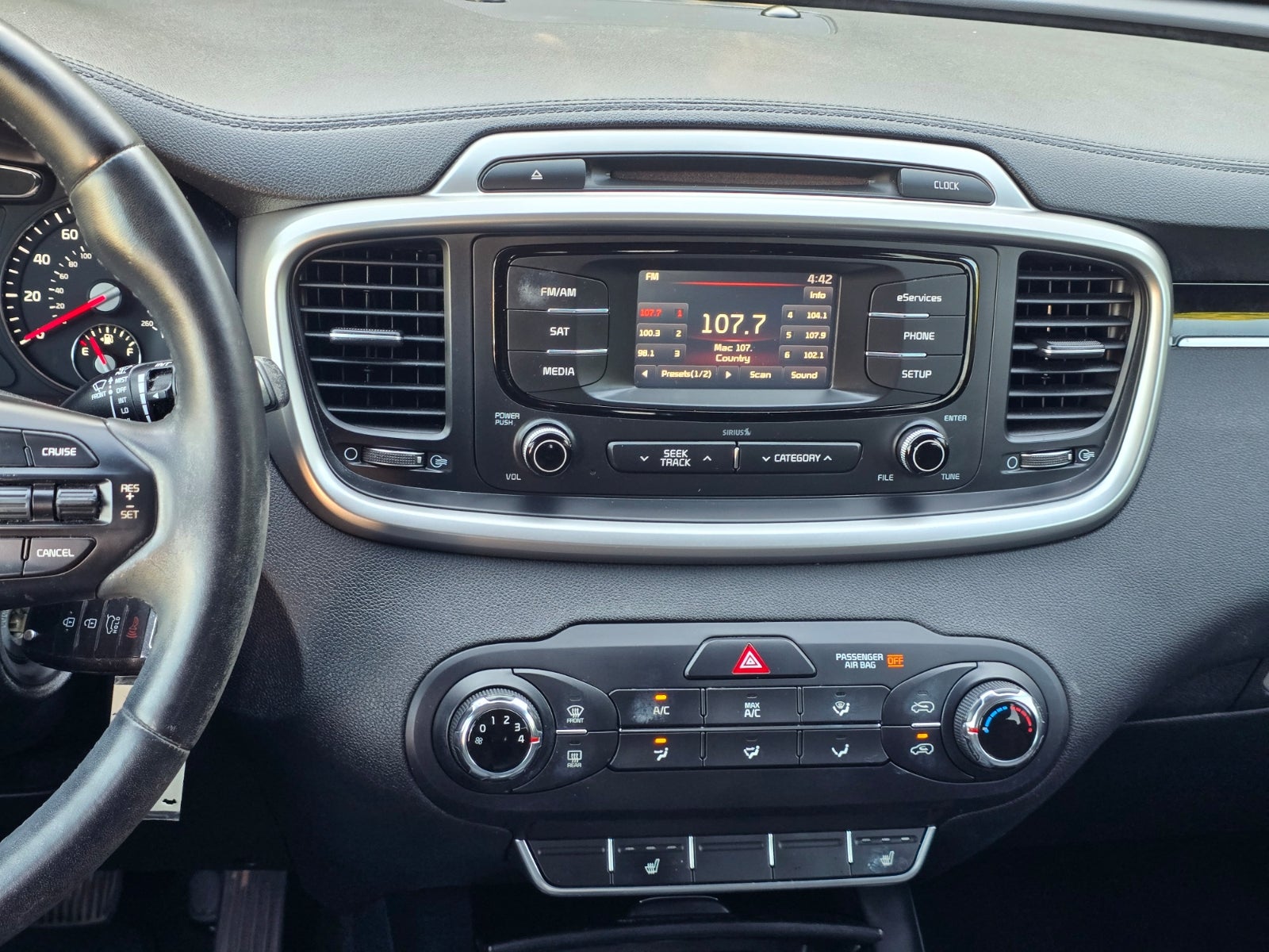 2016 Kia Sorento LX