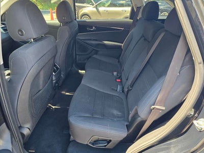 2020 Kia Sorento LX V6