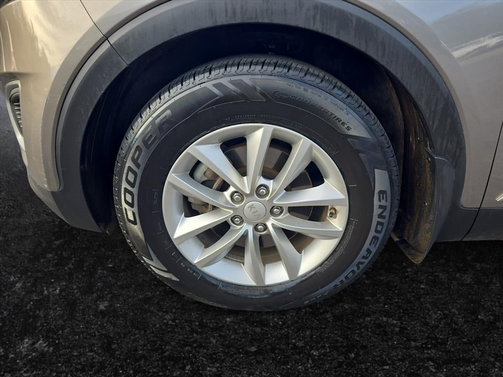 2016 Kia Sorento LX