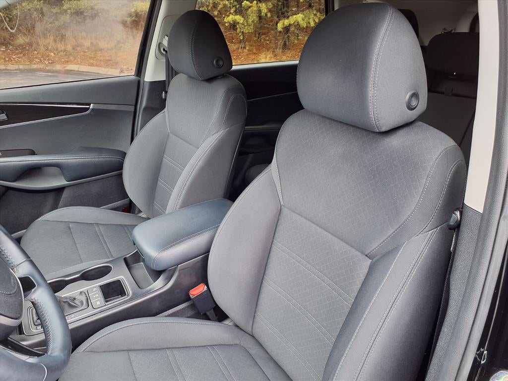 2020 Kia Sorento S V6