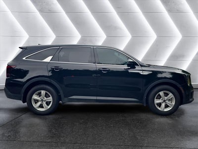 2025 Kia Sorento LX