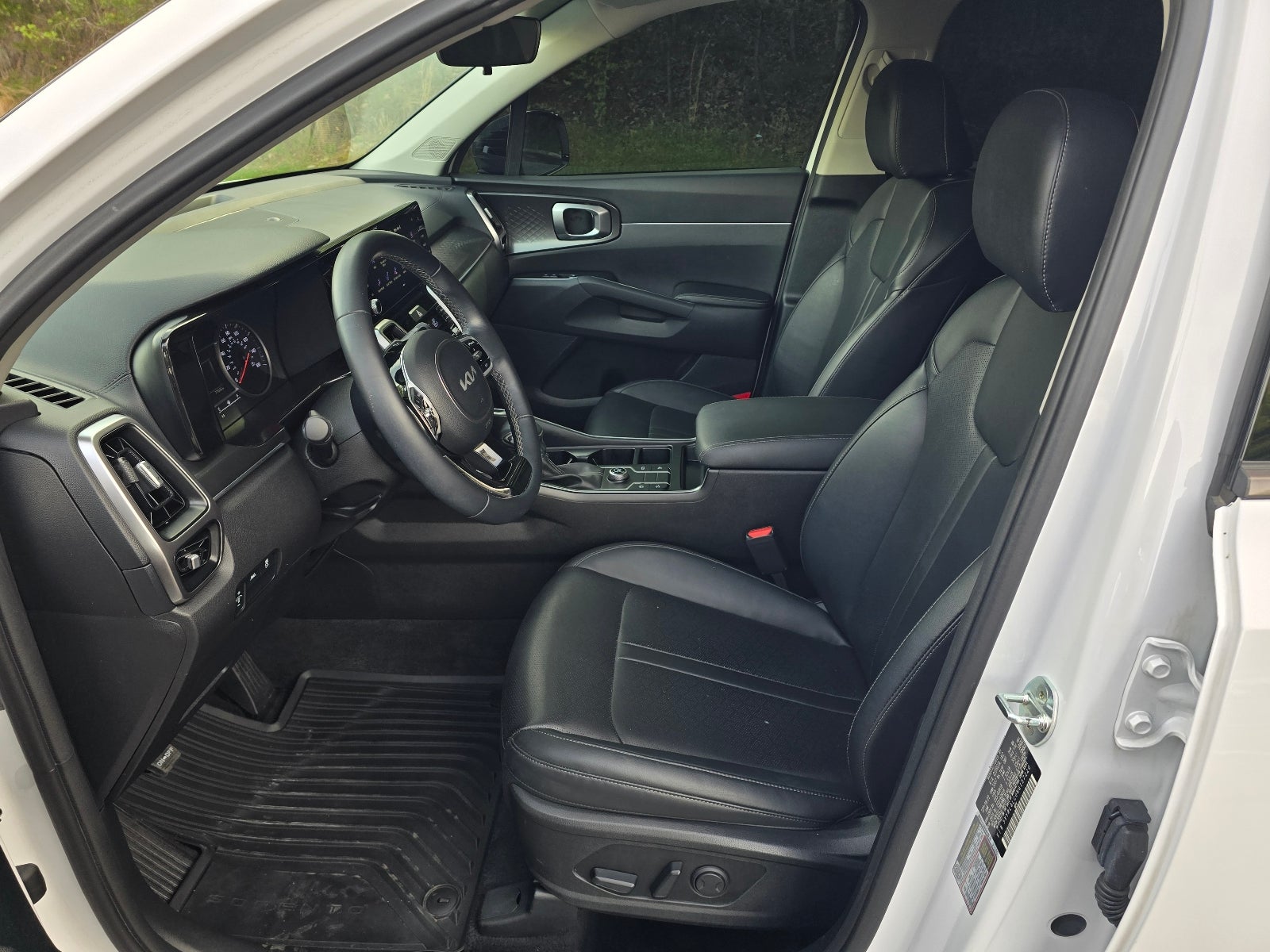2022 Kia Sorento S