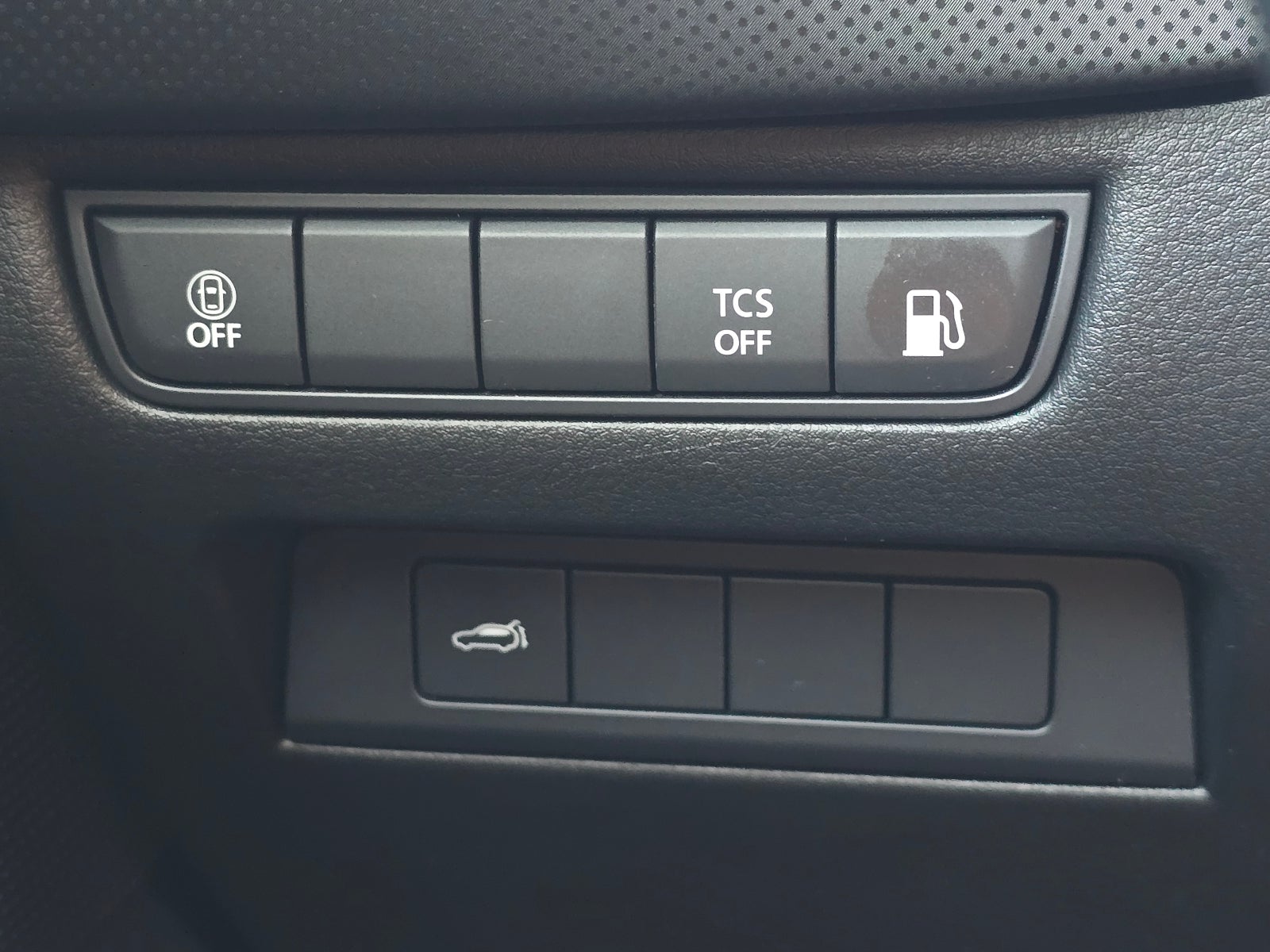 2025 Mazda Mazda CX-50 Hybrid Preferred Package